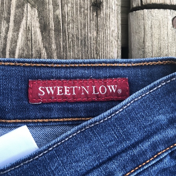 Lucky Brand Sweet 'N Low Bootcut Jeans - Picture 6 of 11